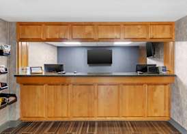 Best Western University Inn 3