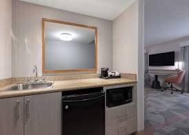 Hampton Inn & Suites by Hilton Moncton 3