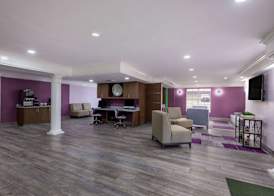 La Quinta Inn by Wyndham Kansas City Lenexa 3