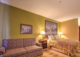 Super 8 by Wyndham Waterloo 4
