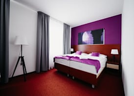 Hotel Color 5