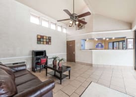 Days Inn by Wyndham San Antonio Splashtown/ATT Center 2