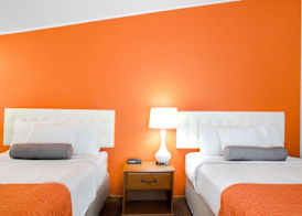 Howard Johnson by Wyndham Wilmington 5