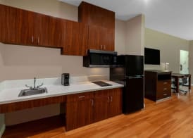 Super 8 by Wyndham Houston Northwest Cypress 4