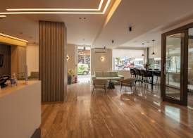 Chrispy City Living ex Nefeli 5