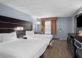 Brandywine Valley Inn SureStay Plus by Best Western 5