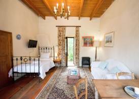 Tulbagh Country Guest House - Cape Dutch Quarters 4