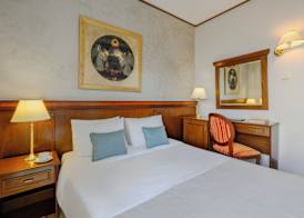 EONA BEACH RESORT by Greek Pride 5