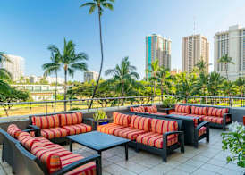DoubleTree by Hilton Alana - Waikiki Beach 2
