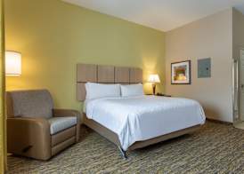Candlewood Suites SOUTH BEND AIRPORT by IHG 4