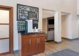 Best Western Plus Brandon Inn 4