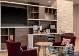 Home2 Suites By Hilton Marina 4
