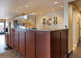 Comfort Suites Airport-University 4