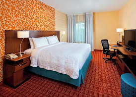 Fairfield Inn & Suites Houston Hobby Airport 3
