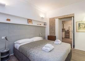 RSH Luxury One Bedroom Fori Imperiali 3