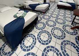 GARDNER HOSTAL 5
