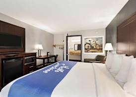 Days Inn by Wyndham Rock Hill 5