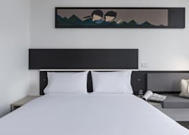 ibis Adelaide 4