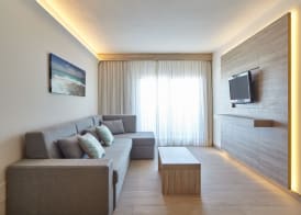 Sol Bahía Ibiza Suites 3