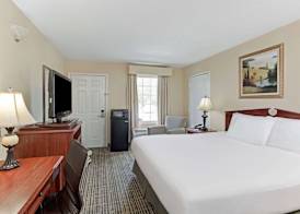 Baymont by Wyndham Sanford 5