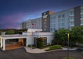 Embassy Suites by Hilton Knoxville West 3
