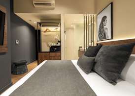 Hashtag 98 Hotel By Jalo 4