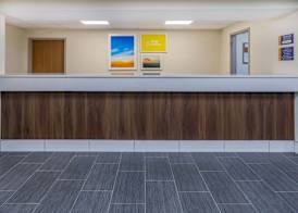 Days Inn by Wyndham Grayson 5