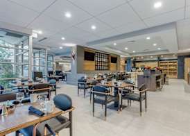DoubleTree by Hilton Birmingham Perimeter Park 5