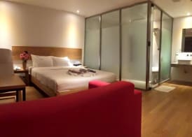 La Villa Hotel 4