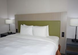 Country Inn & Suites by Radisson, Round Rock, TX 3