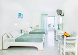 Xenios Port Marina Hotel 5