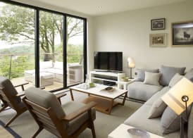 Treehouse Hotel - At Port Lympne Reserve 5