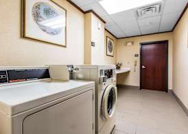 Ardmore Inn & Suites Ardmore 5