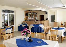 Hotel Larisa 5