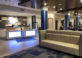 Holiday Inn Express & Suites RACINE by IHG 3