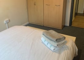 Luxury Stay With Sauna, Gym, and Pool in Leicester 2