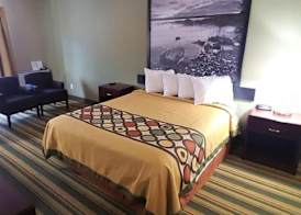 Jolly Roger Inn & Resort 5