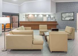 Super 8 by Wyndham O'Fallon 2