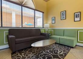 Quality Inn & Suites Mt Dora North 4