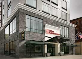 Hilton Garden Inn Iowa City Downtown University 4