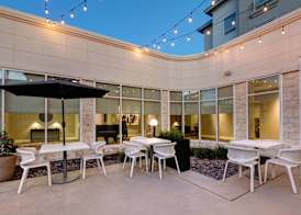 Hilton Garden Inn Dallas/Arlington 2