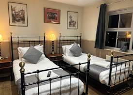 Arden House NEC Birmingham & Airport 4