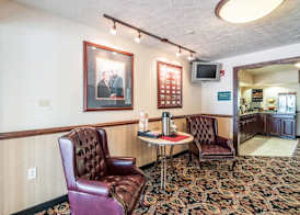 Rodeway Inn & Suites Charles Town 5