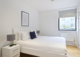 Red Lion Court by City2Stay 5