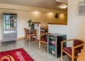 Econo Lodge Cloverdale 2