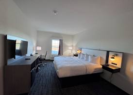 Ramada by Wyndham Sparta/At Speedway 2