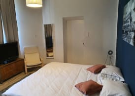 AMEN Aparthotel Curie 8 4