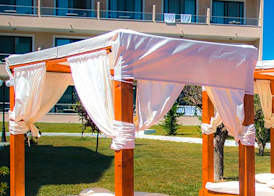 Angela Beach Hotel & Apts 3