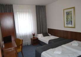Hotel Bohemians 5