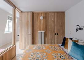 Top-Floor Soho Flat - AC - Sleeps 4 - Central London 4